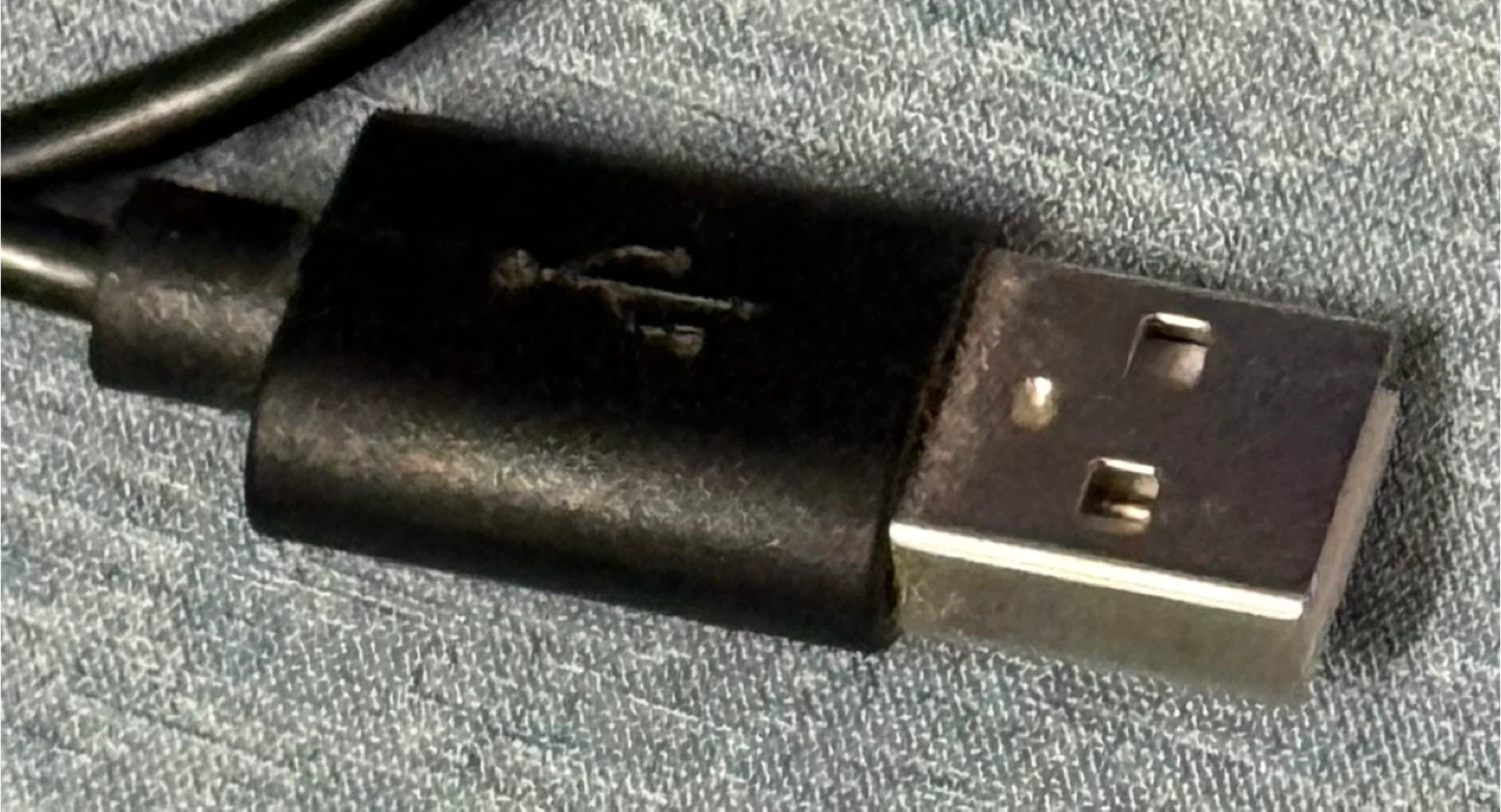New Lighting To USB Apple Charging Wire - photo 2