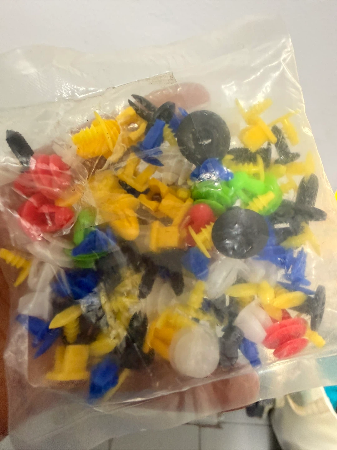 Assorted Auto Body Trim Clips Fasteners Rivets