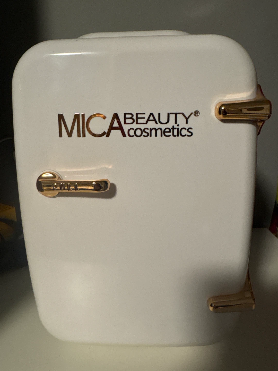 Mica Beauty Cosmetics Mini Fridge - photo 2