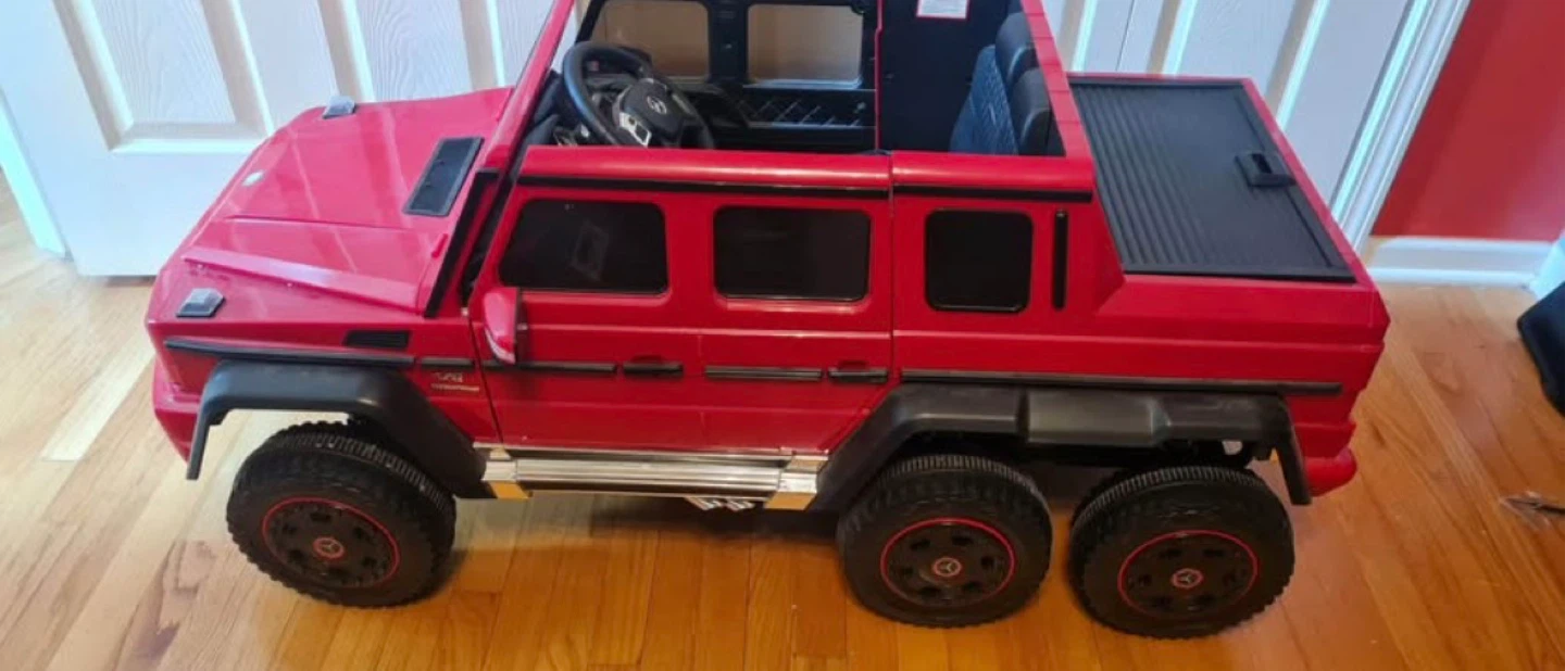Mercedes-Benz 6x6 Ride-On Toy Car - photo 2