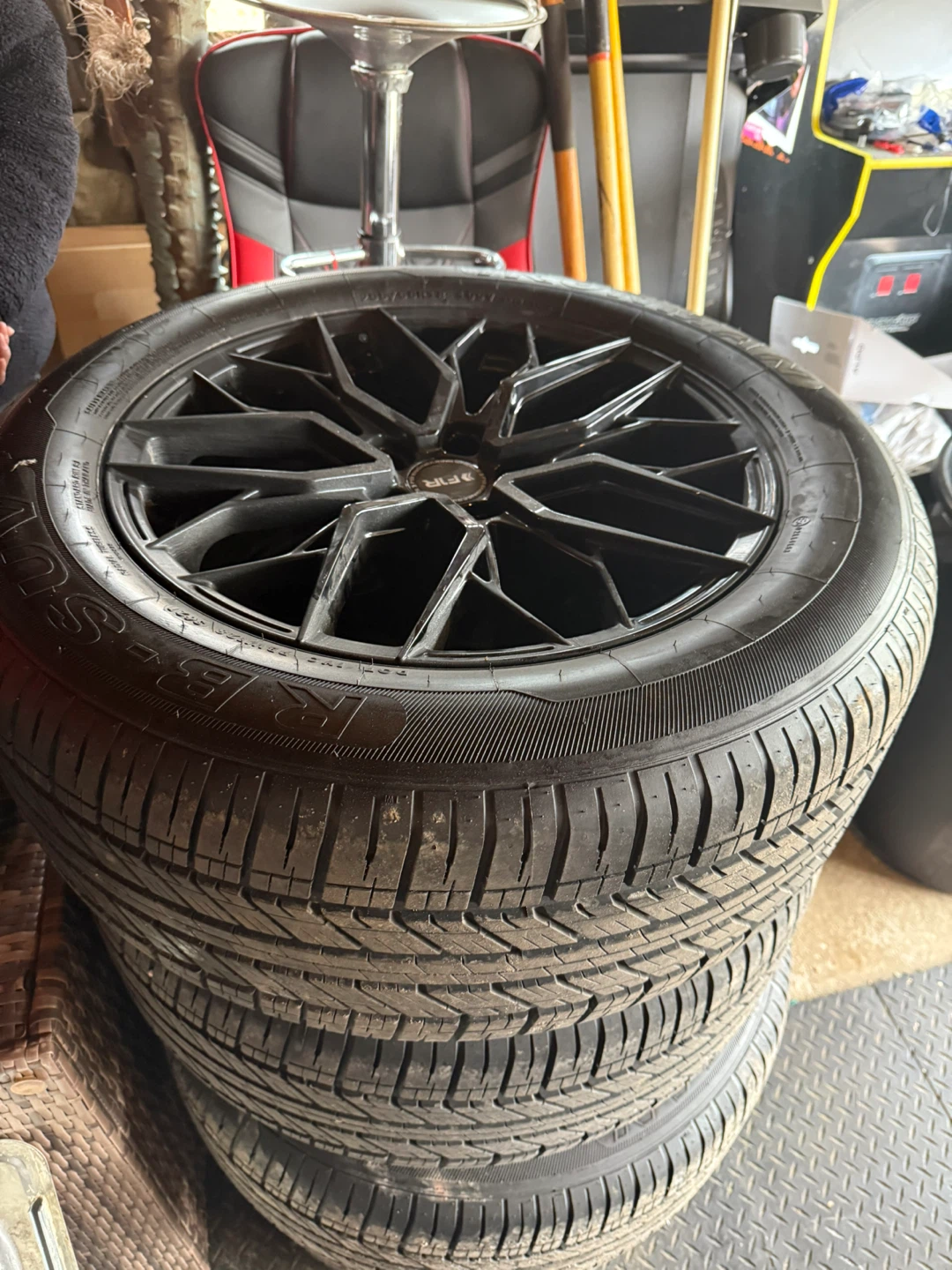 Set of 4 20 inch FIR Wheels with 255/55R18 Tires - photo 5