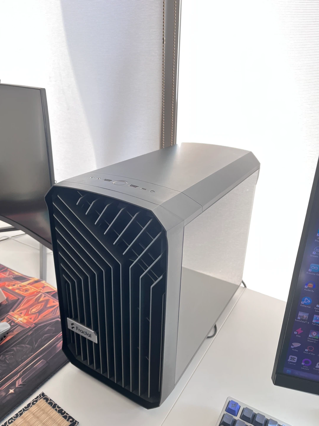 Fractal Design - Torrent Nano Case (ITX - SFF Case)