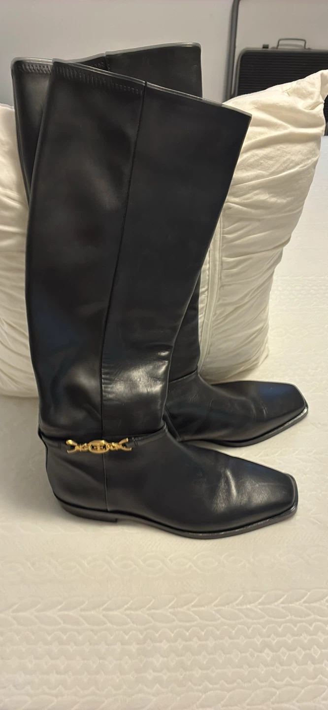 Black Leather Boots with Gold Buckle - photo 4