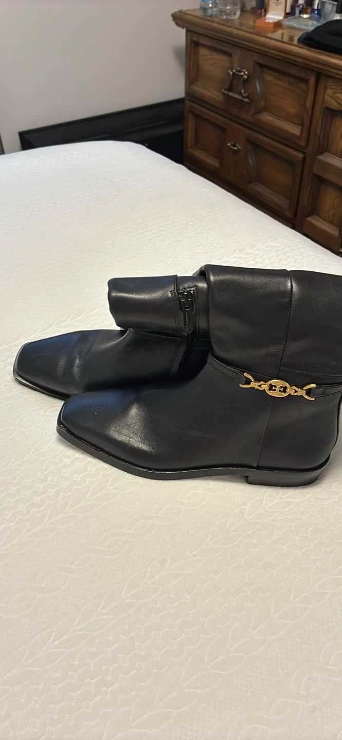 Black Leather Boots with Gold Buckle - photo 2