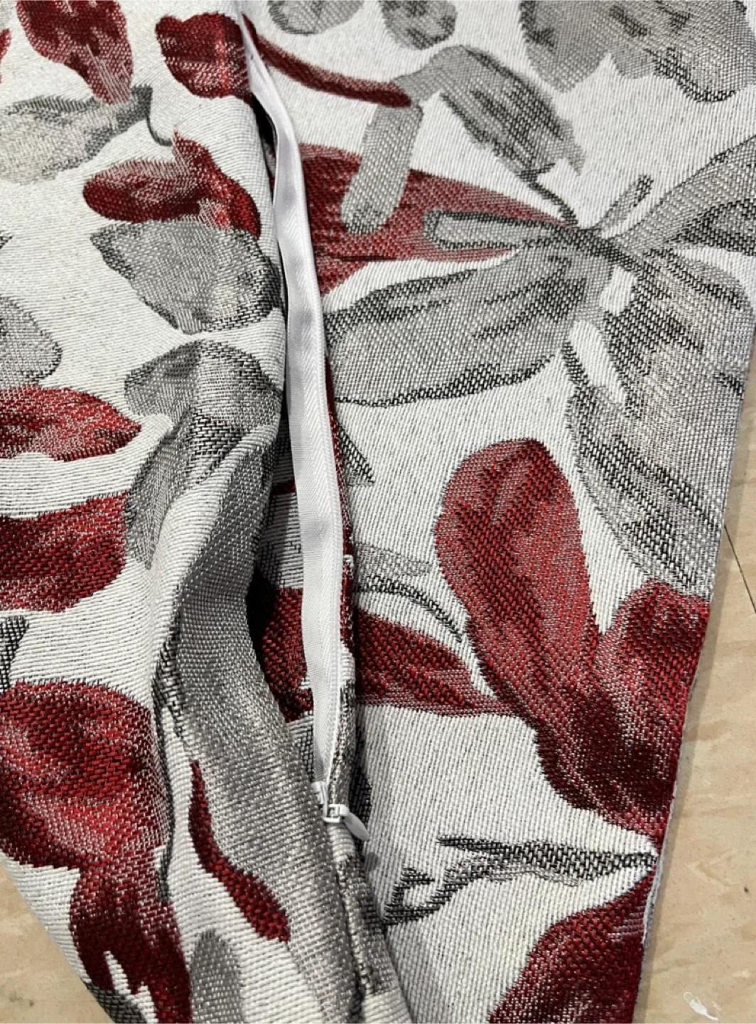 Floral Pillow Case (set of three) - photo 2