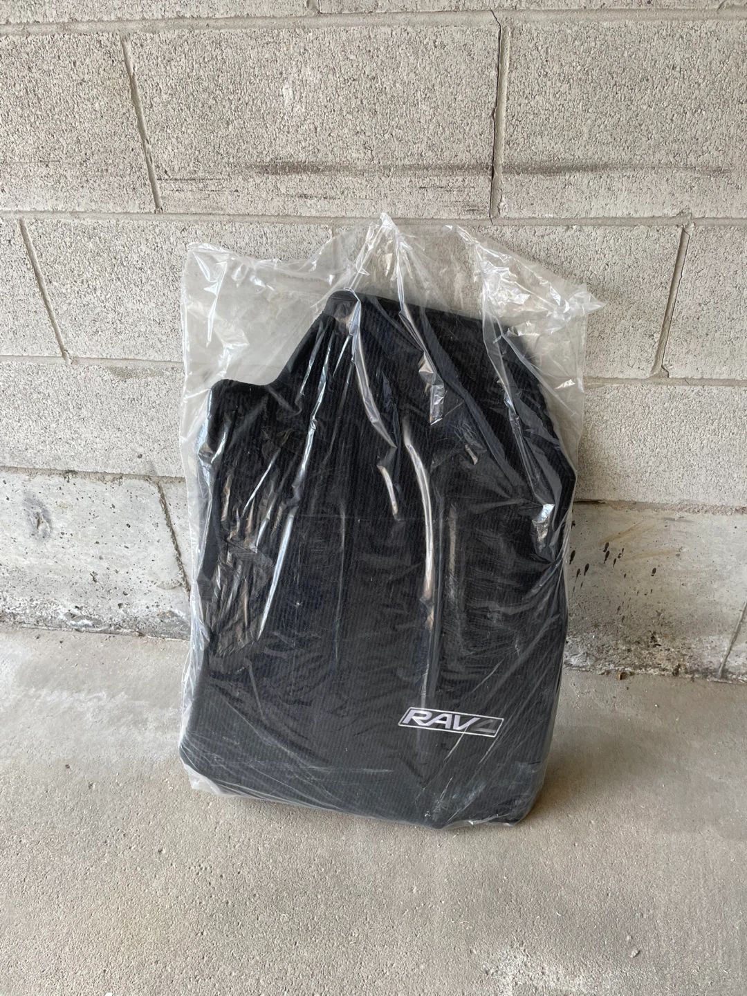 Toyota RAV 4 2023 mats - photo 2