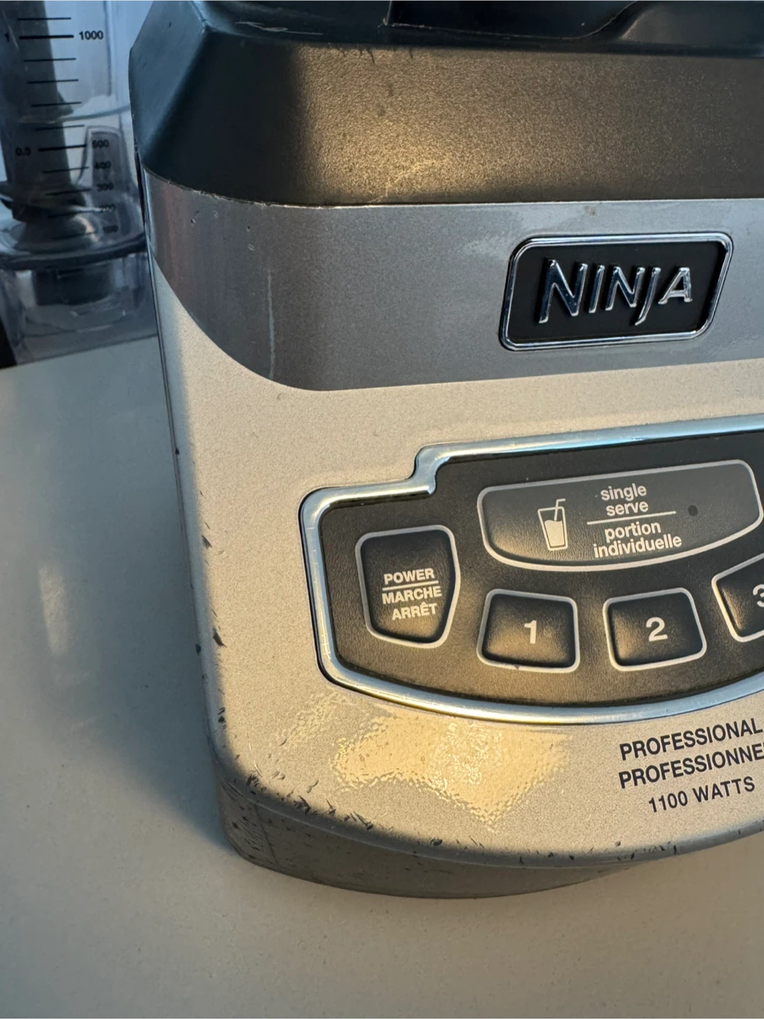 Ninja Professional Blender + 4 cups (Used) - photo 4