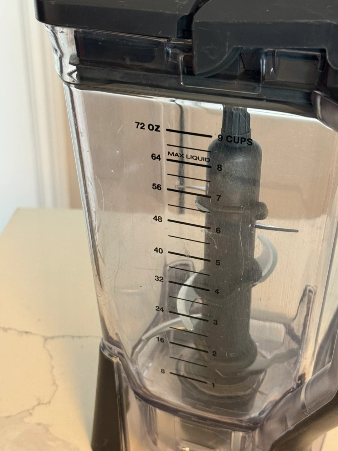 Ninja Professional Blender + 4 cups (Used) - photo 5