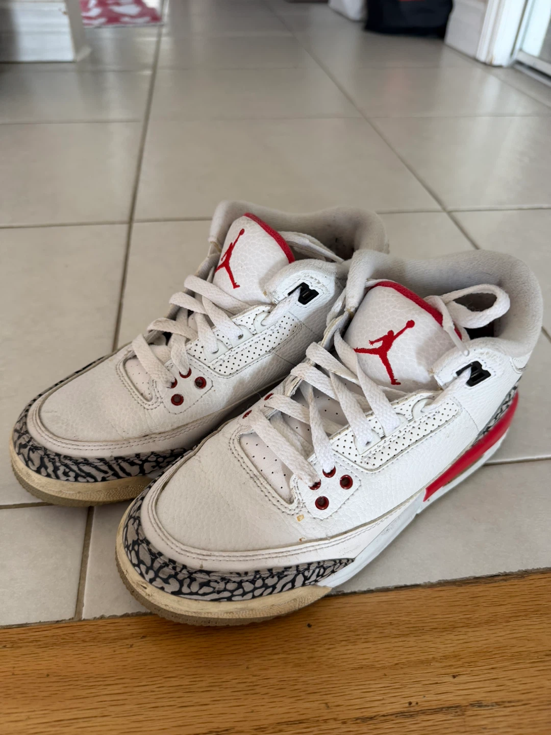 Air Jordan 3 Retro White Red Toddler Shoes Size 4.5Y