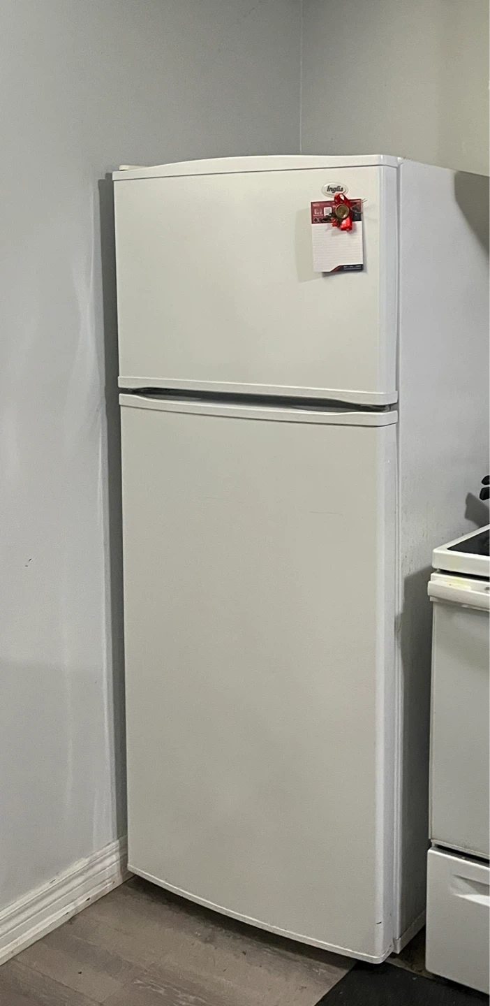 White Inglis Refrigerator