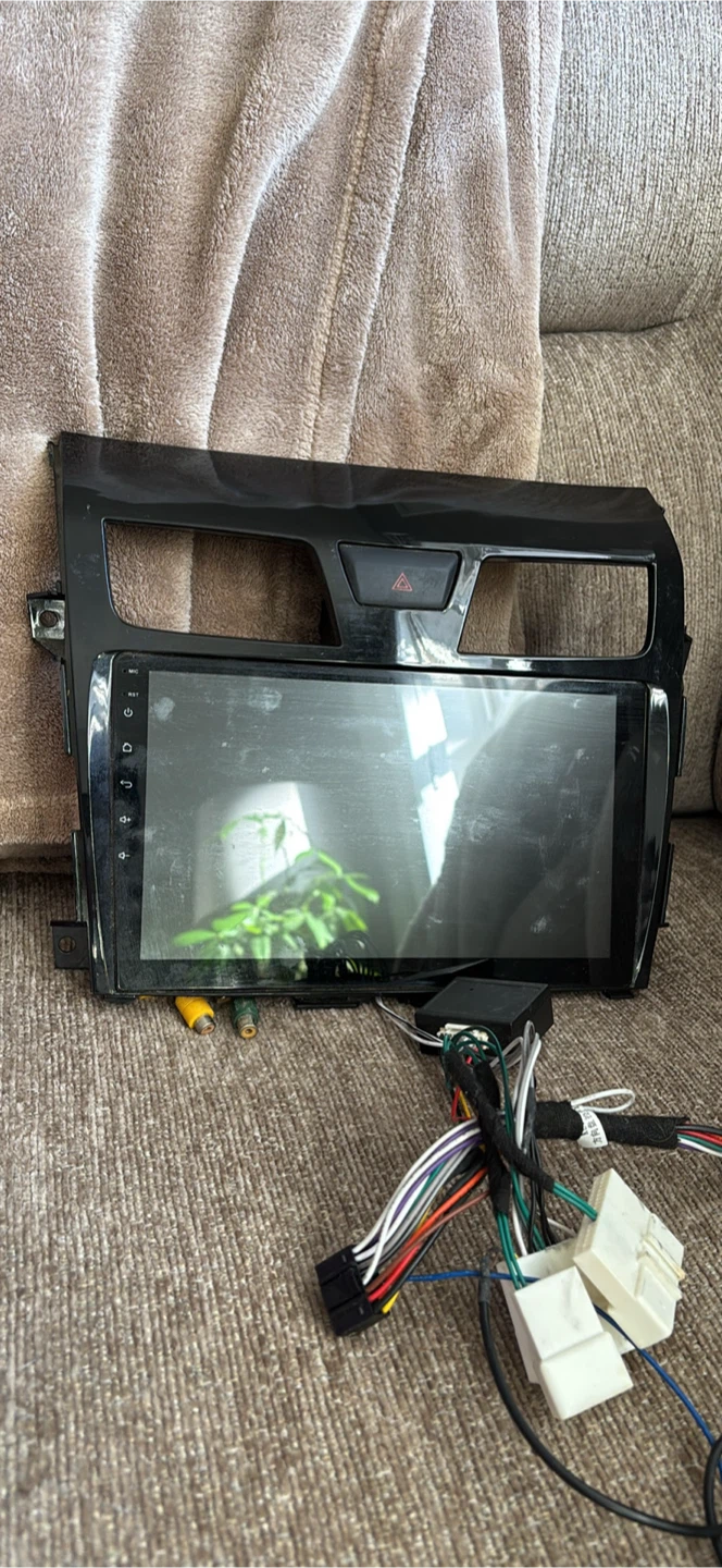 Car Stereo System with Touchscreen and Wiring Harness