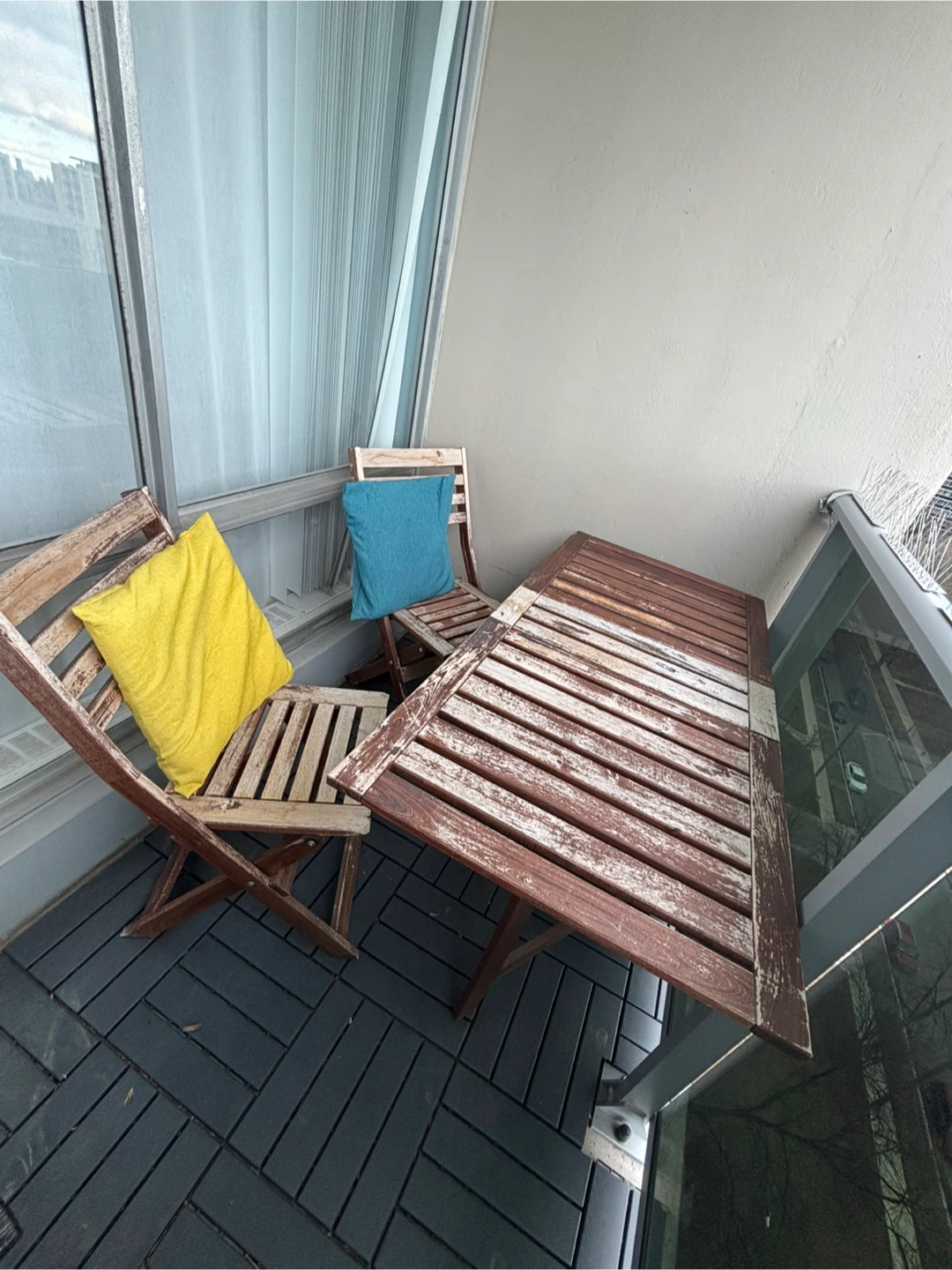 Wooden Folding Bistro Set with 2 Chairs and Table
