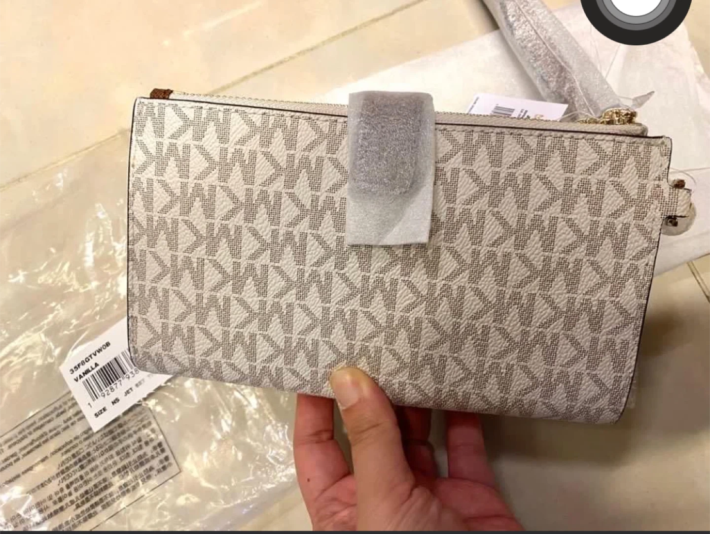 Michael Kors Jet Travel Wristlet Vanilla Wallet - photo 4