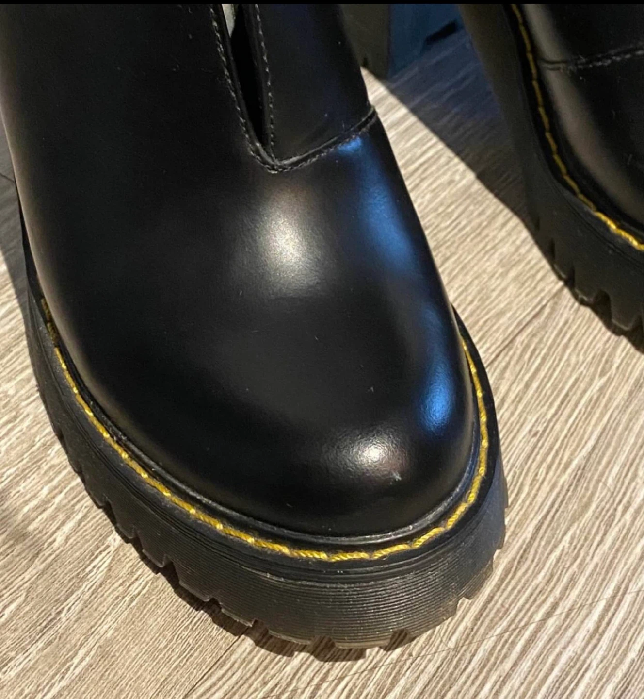 Dr. Martens Cordelia Black Heels US 7 - photo 5