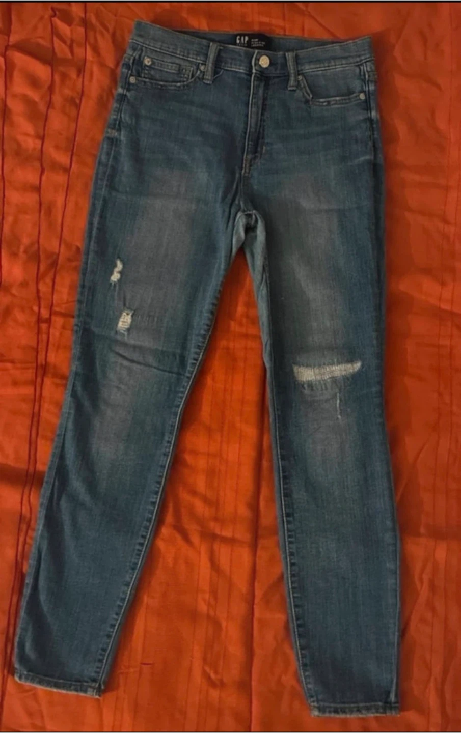 GAP Distressed Blue Jeans Size 28