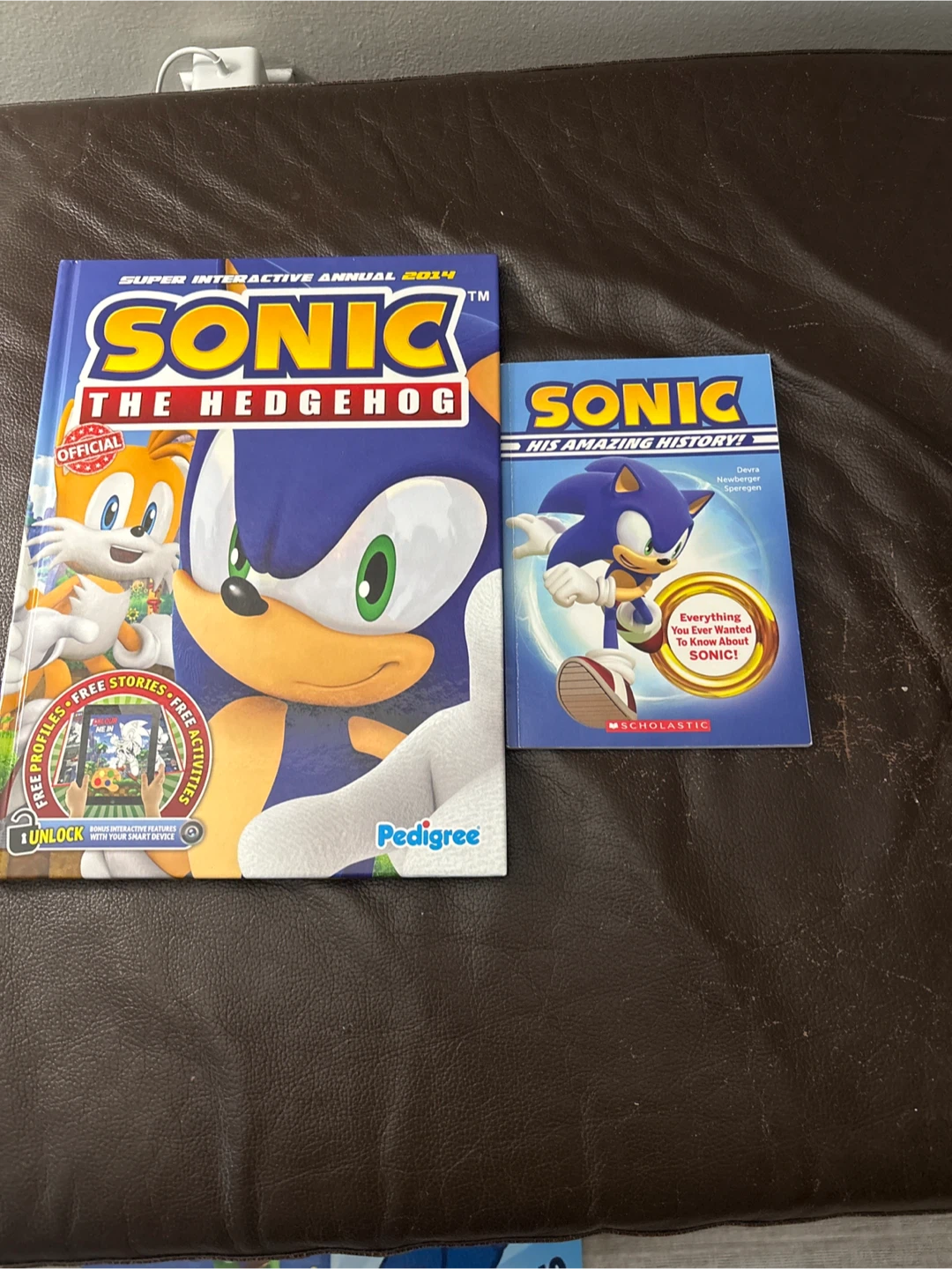 Books - photo 3