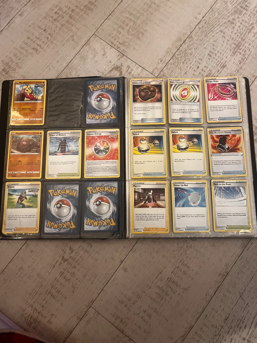 Pokémon Trading Card Game Binder - photo 4