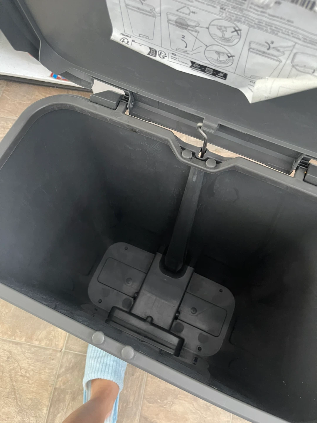 IKEA KNOCKLA 50L Grey Pedal Bin - photo 3