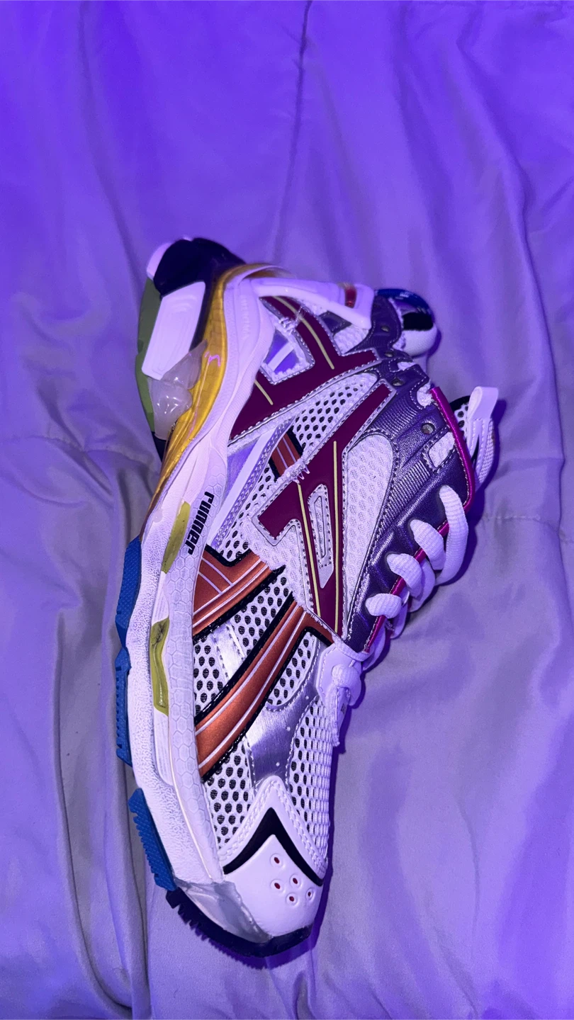 Balenciaga runners - photo 3