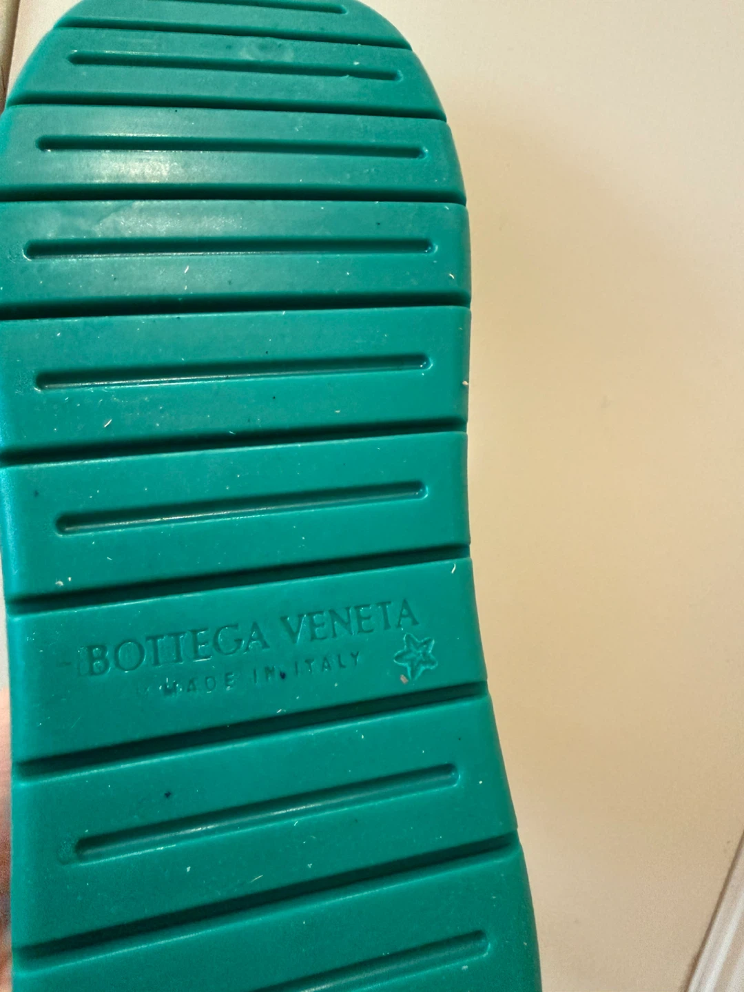 Bottega Veneta Puddle Rubber Sandals Size 41 - photo 4