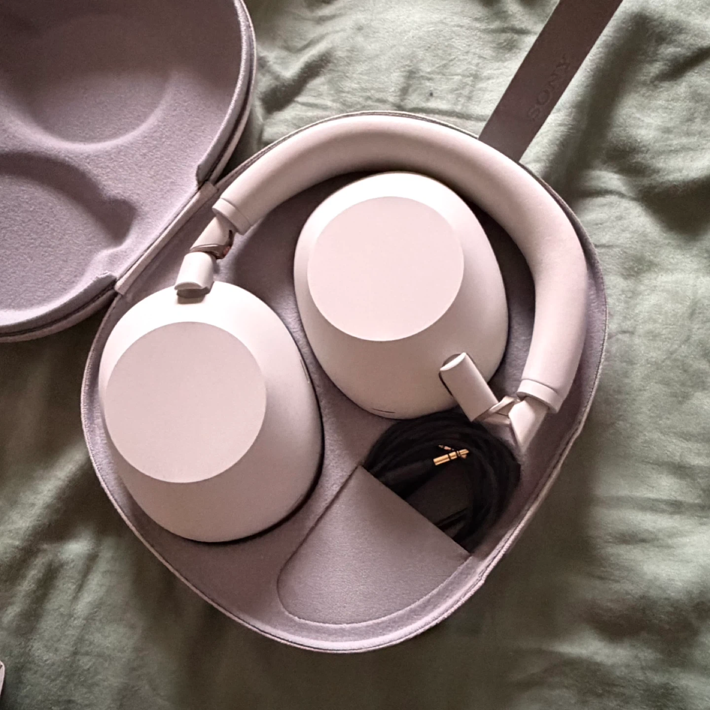 Sony WH-1000XM6 Wireless Noise Cancelling Headphones - photo 3
