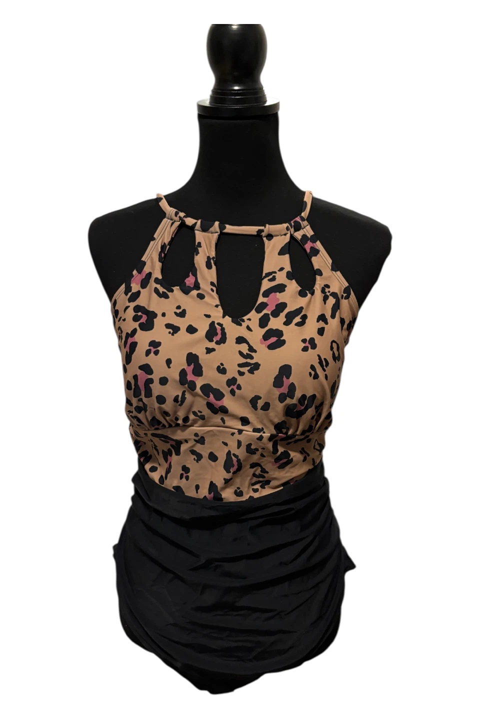 Women's Leopard Print Ruched One-Piece Swimsuit