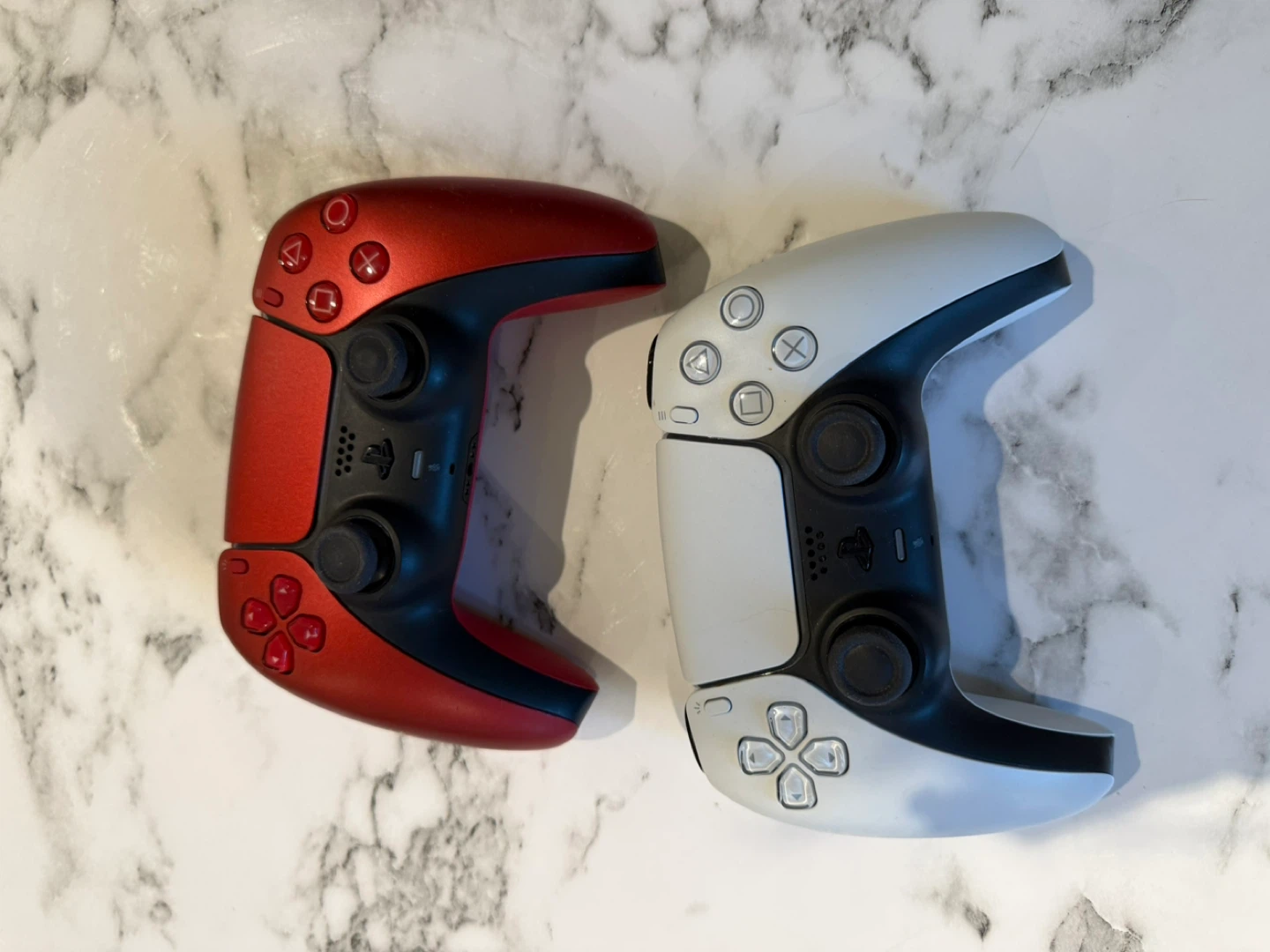 PlayStation 5 Console with 2 Controllers - photo 2