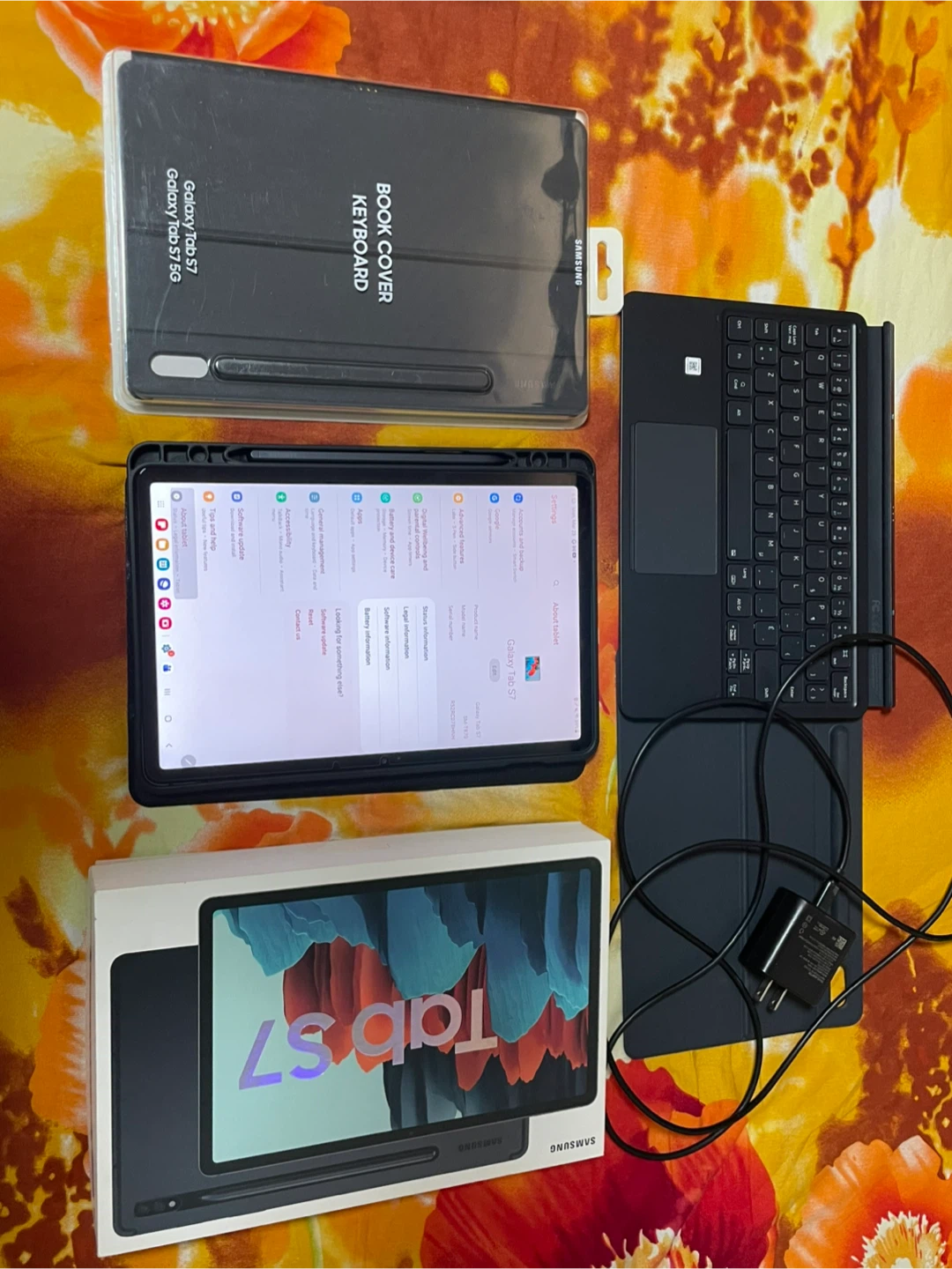 Samsung Galaxy Tab S7 128 GB with 2 Book Cover Keyboard