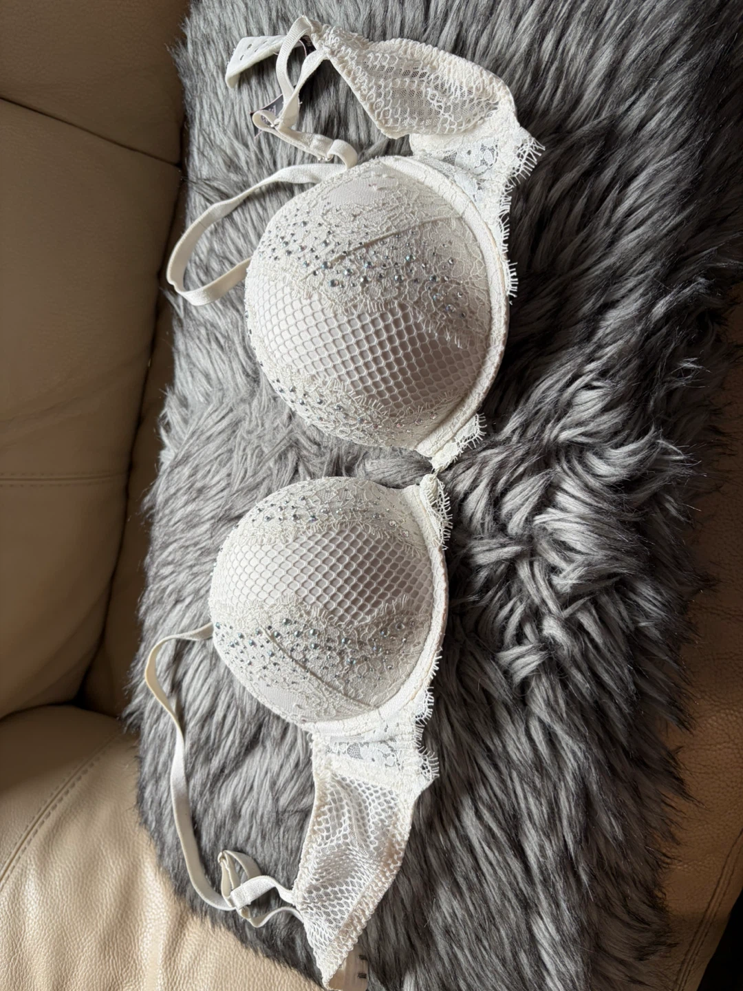 Victoria's Secret Bombshell Plunge Bra 36A White