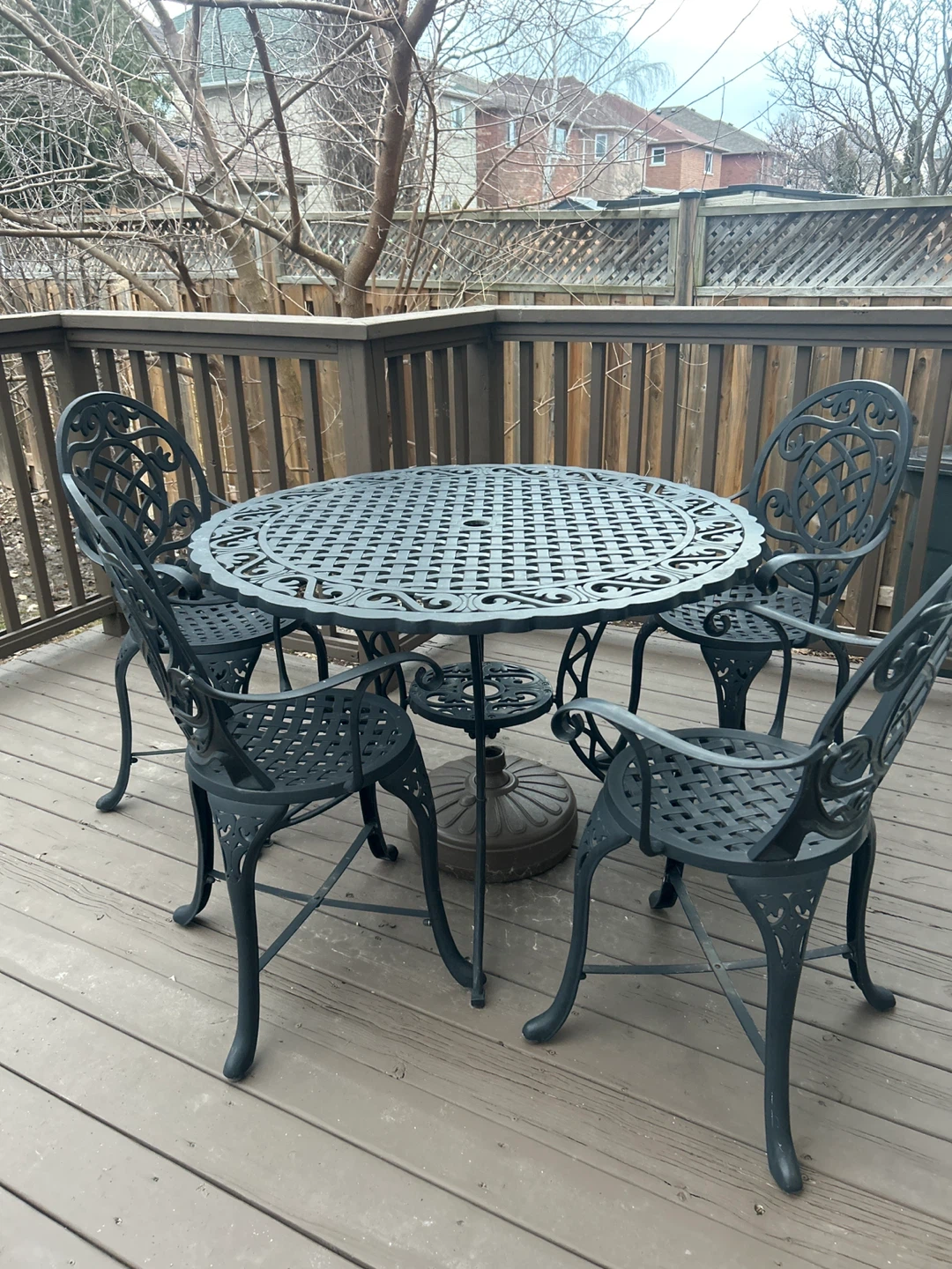 Cast Iron Outdoor Patio Dining Set - Table and 4 Chairs