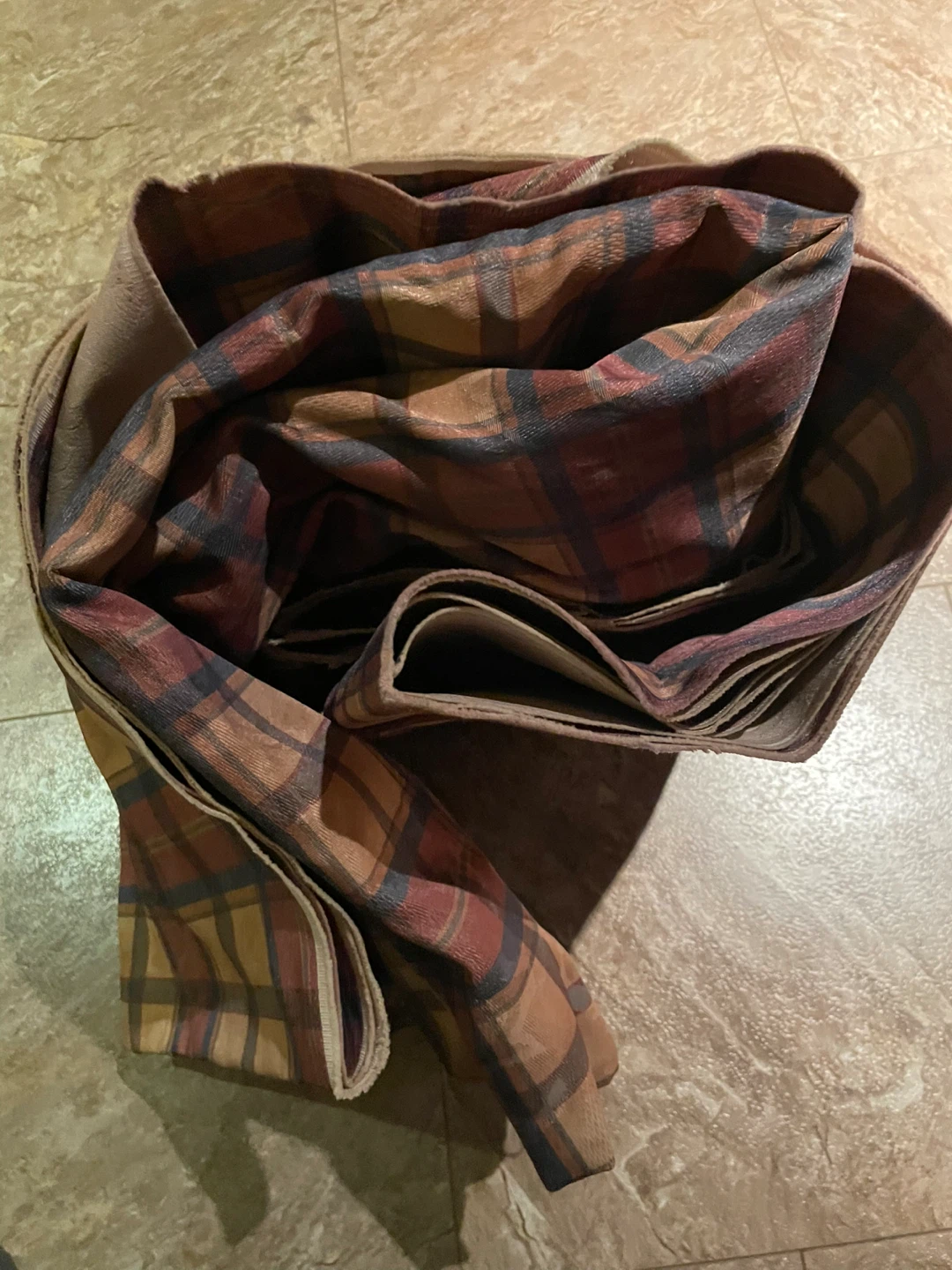 Plaid loop curtains