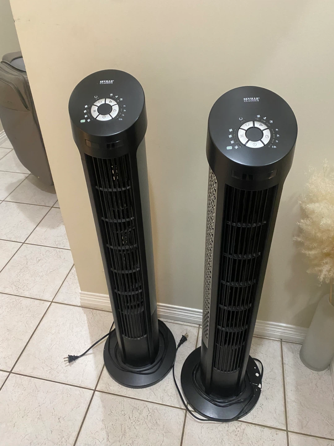 Seville Classics Black Tower Fans