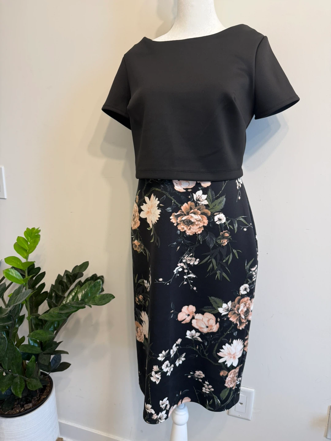 Dorothy Perkins Floral Dress Size US 8 - photo 2