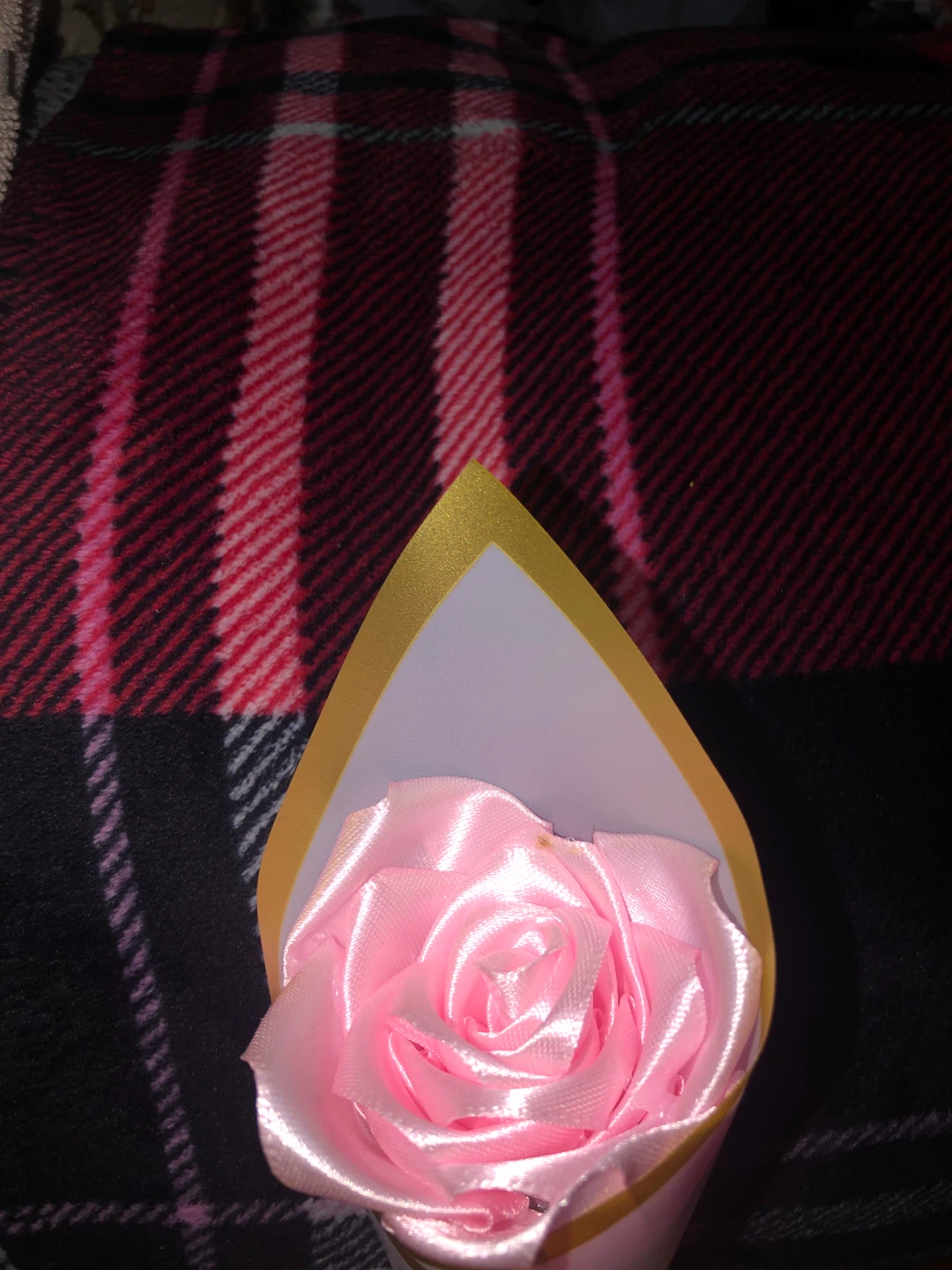 A single forever lasting wrapped pink rose - photo 3