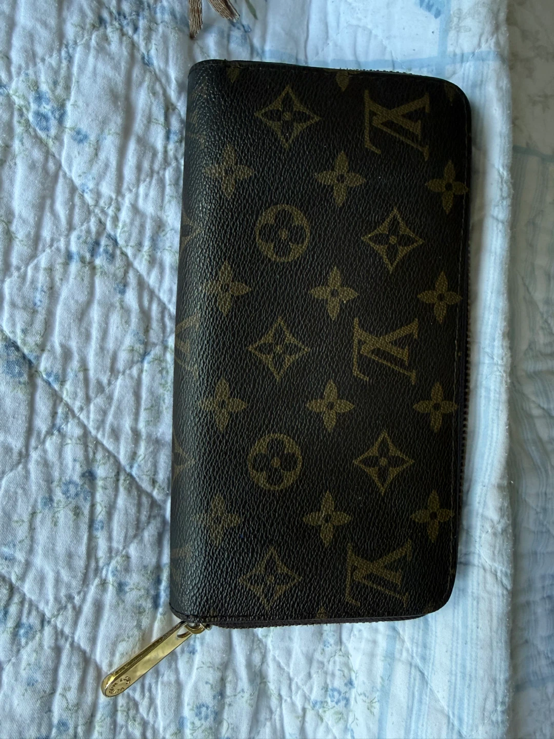 Louis Vuitton Monogram Zip Around Wallet - photo 5