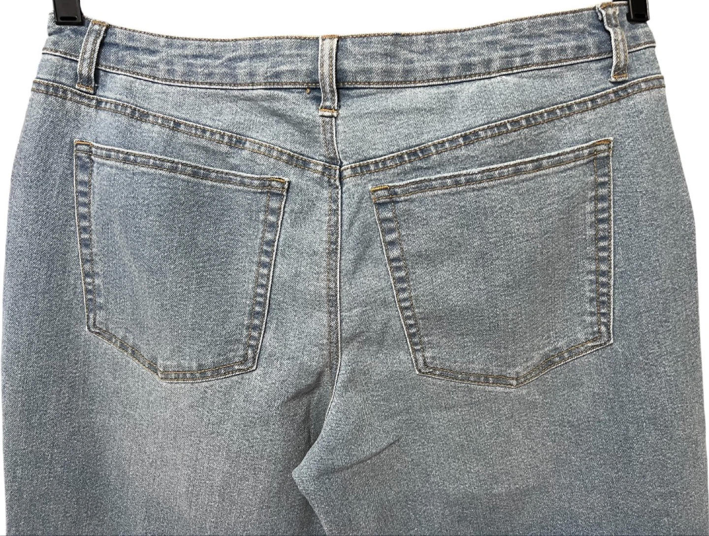 ✨ BRAND NEW JEANS – ONLY $15 ✨ - photo 4