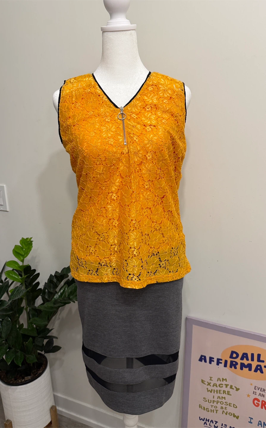 Women's Orange Lace Sleeveless Top - photo 2