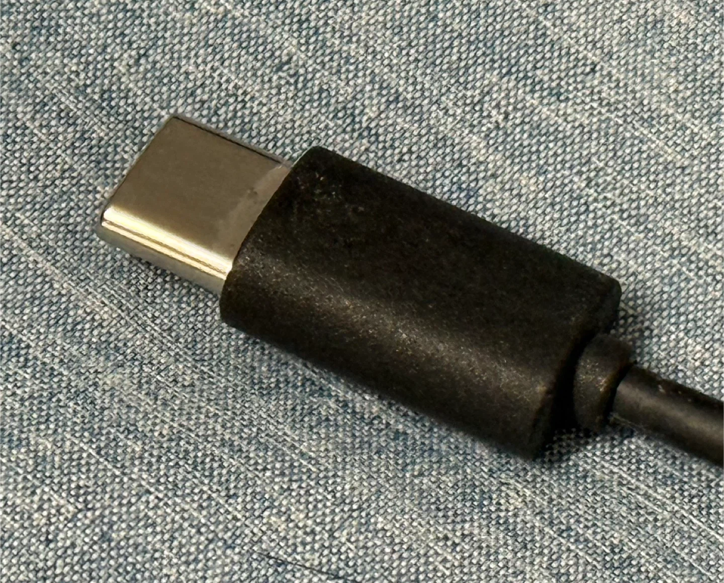 New 3 Inch USB-C To USB-C Charger - photo 2