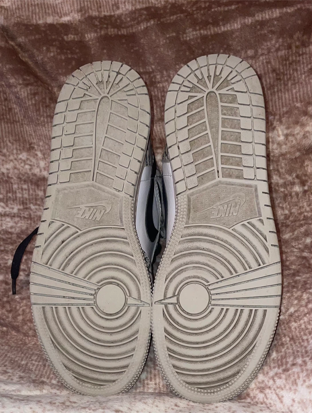 Air Jordan 1 High Sneakers - photo 5