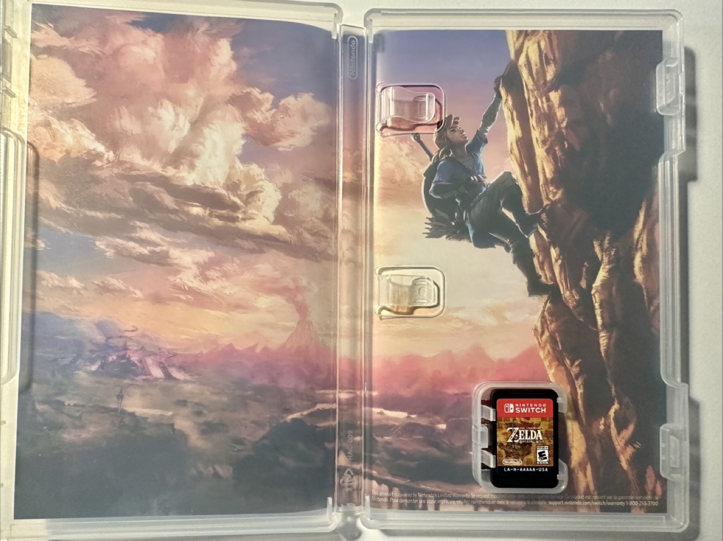 Legend of Zelda: Breath of the Wild (Nintendo Switch) - photo 2