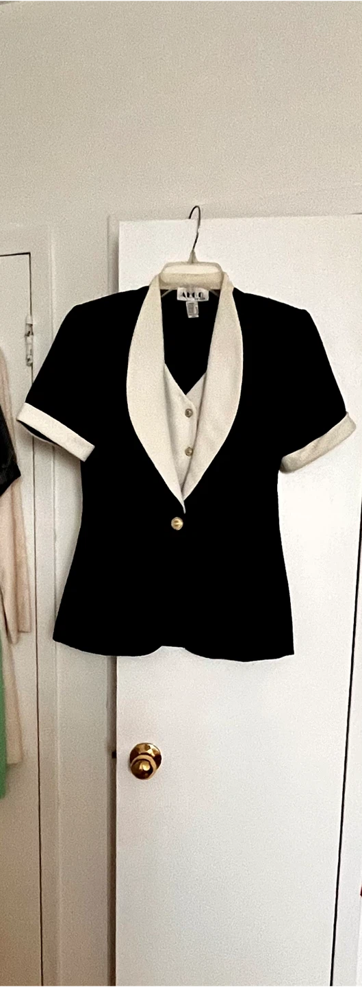 ALGO Black and Cream Short Sleeve Blazer - Size 4