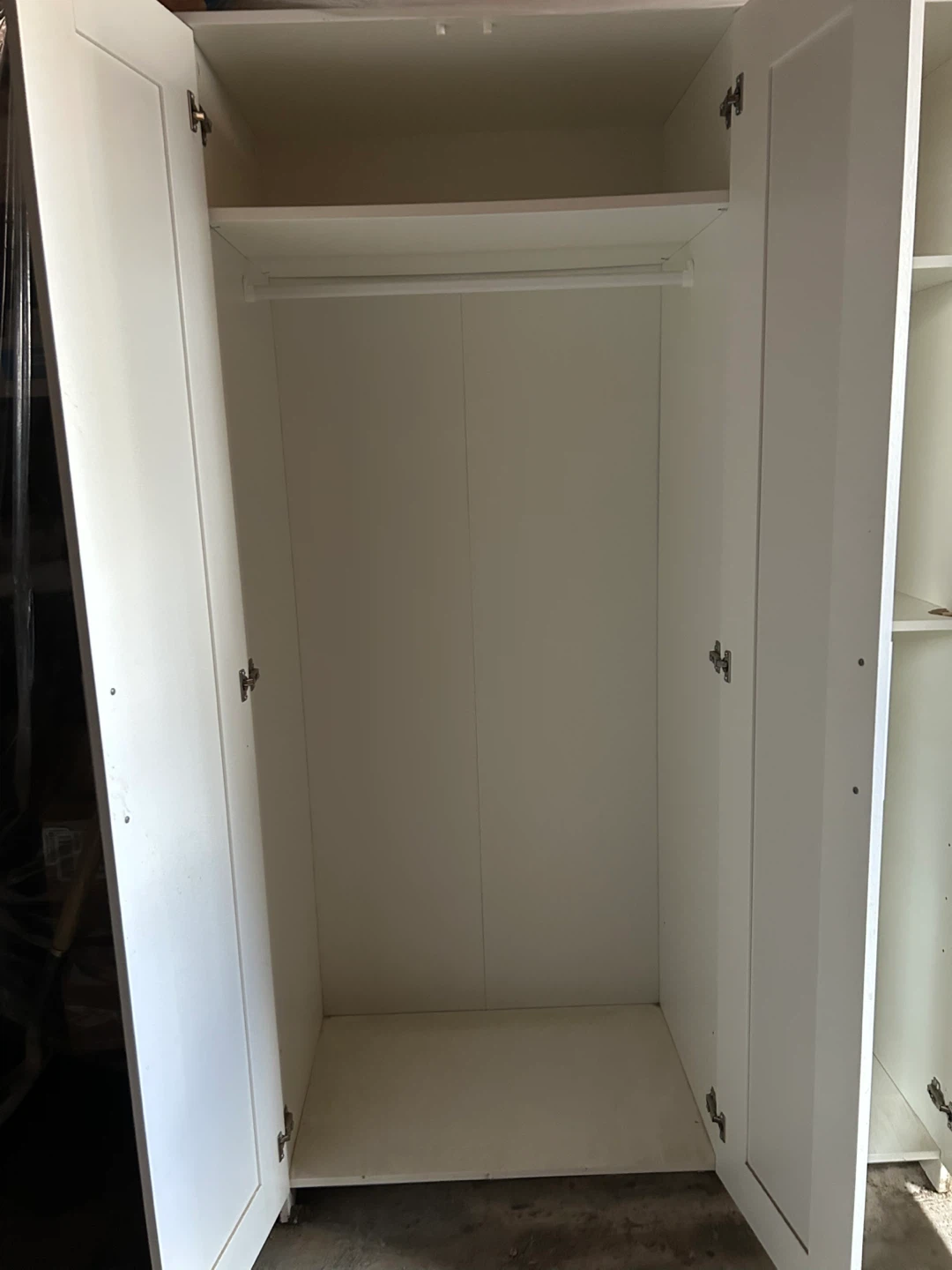 Ikea 3-Door Wardrobe with Mirror - photo 4