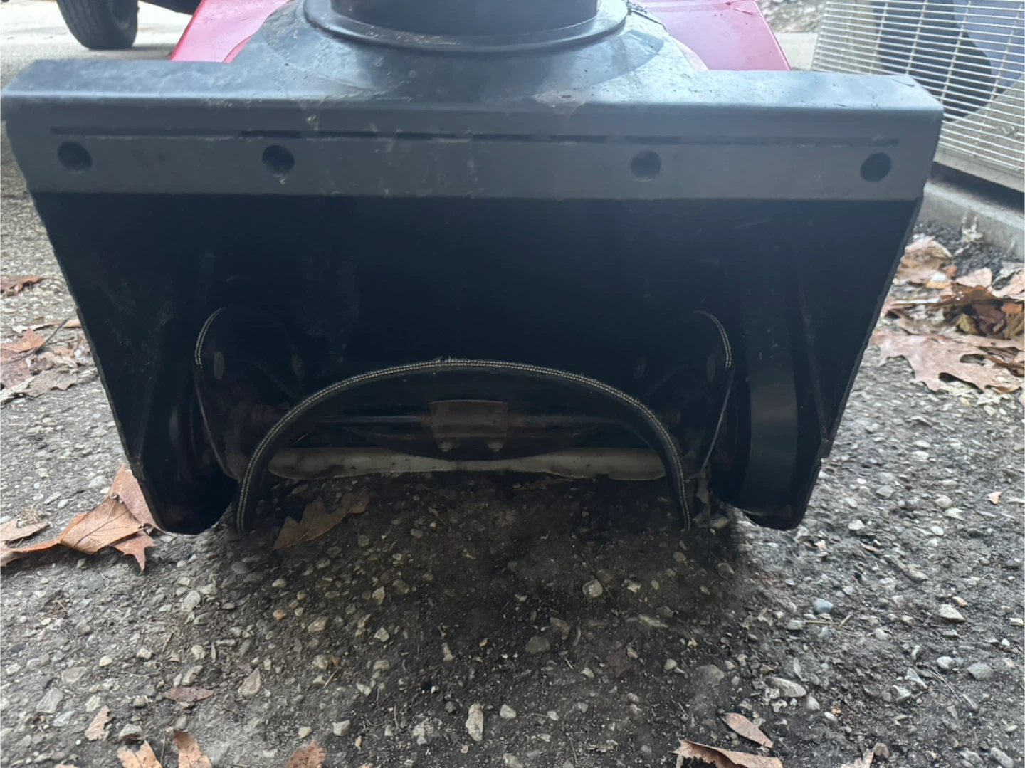 Toro Powerlite Snowblower - photo 2