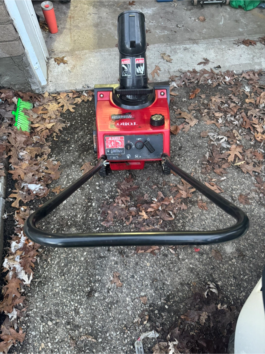 Toro Powerlite Snowblower - photo 5