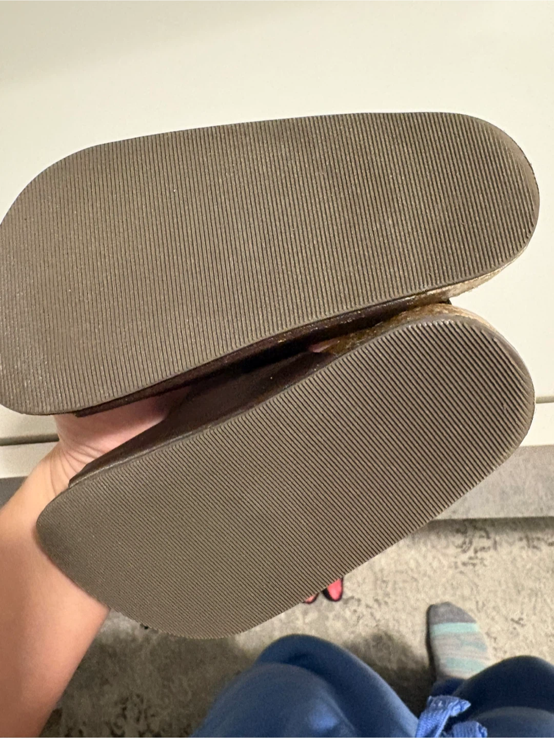 Old Navy Brown Cork Footbed Sandals - Size 8 Toddler - photo 3