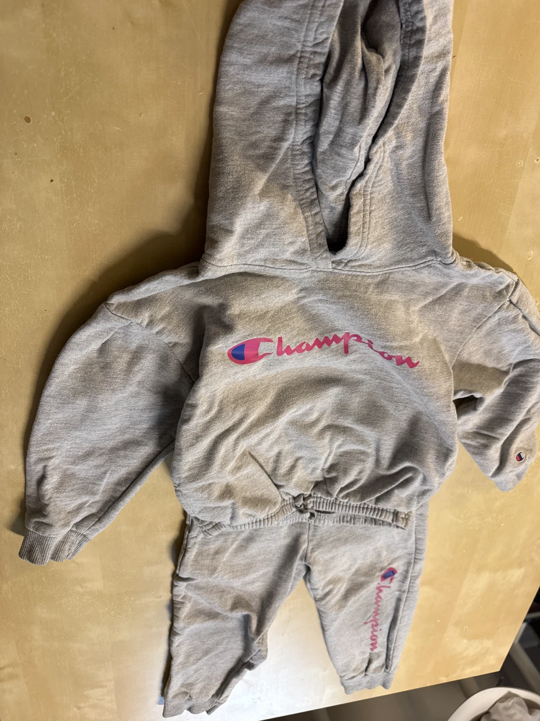 Hoodie and pants T3