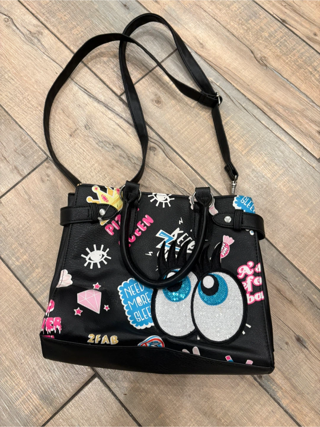 Claire's Black Graphic Print Bag