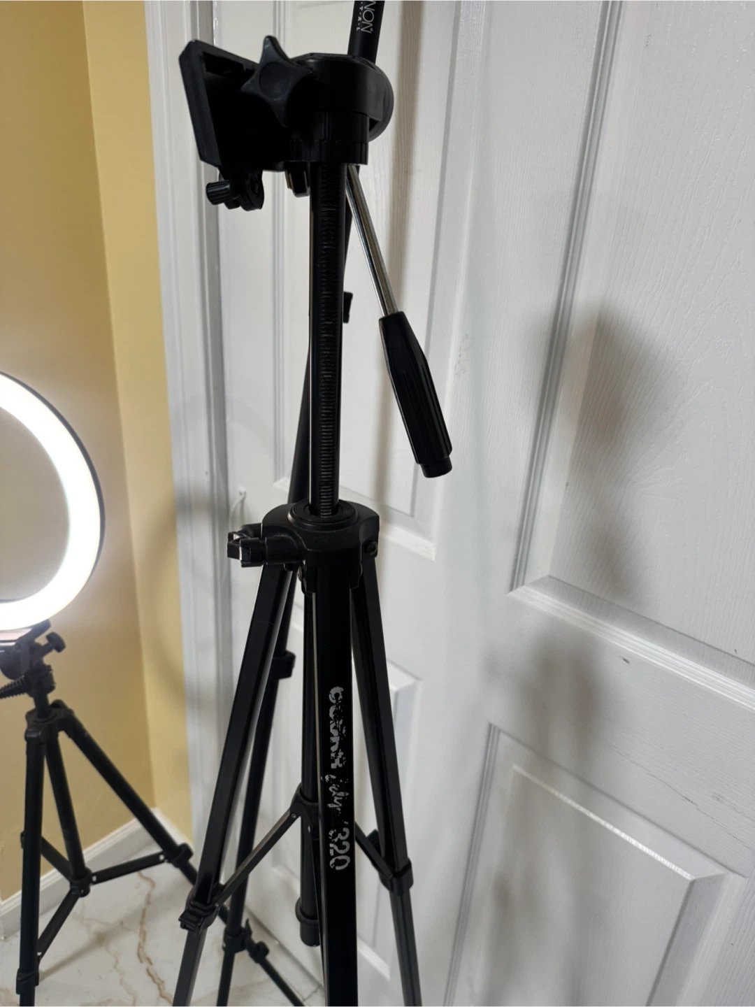 Rokinon M71 Monopod and 2 Tripods - photo 3