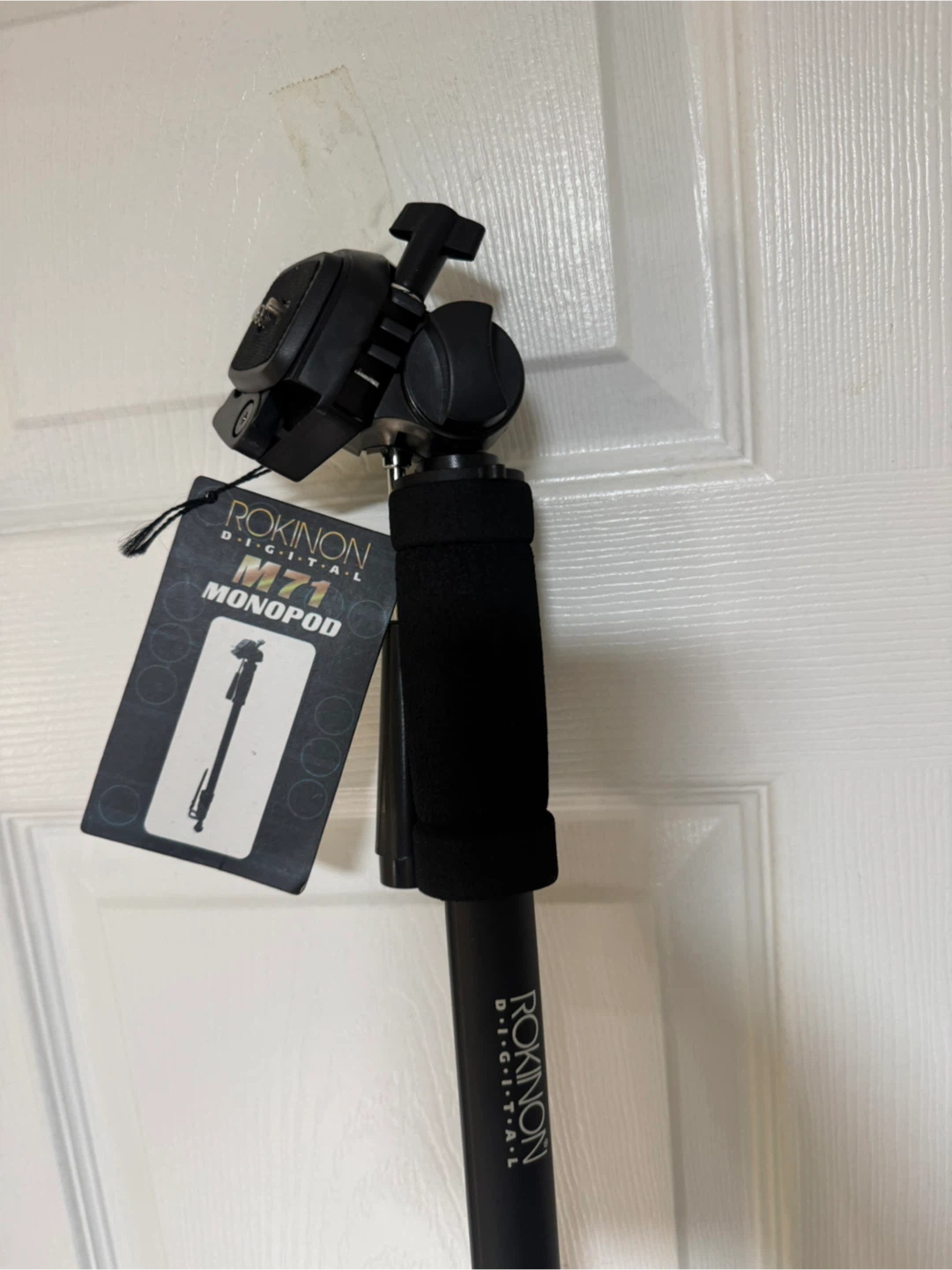 Rokinon M71 Monopod and 2 Tripods - photo 2