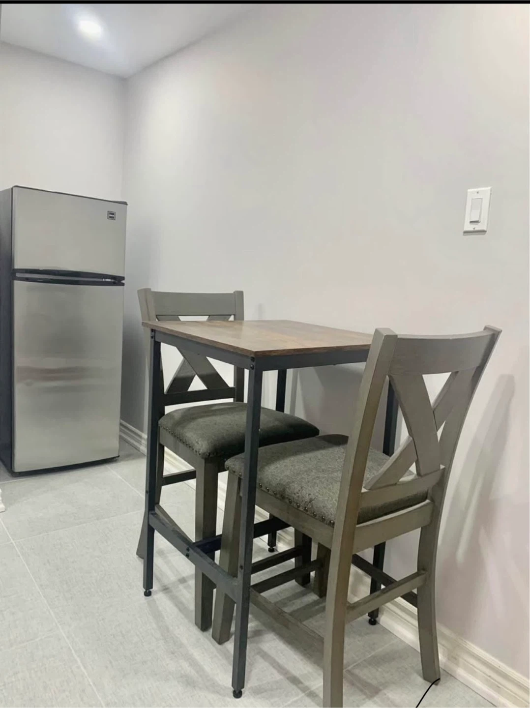 2 Padded Stools (Not include Table)